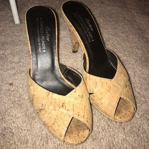 Donald J Pliner Couture cork leather heels 6M
